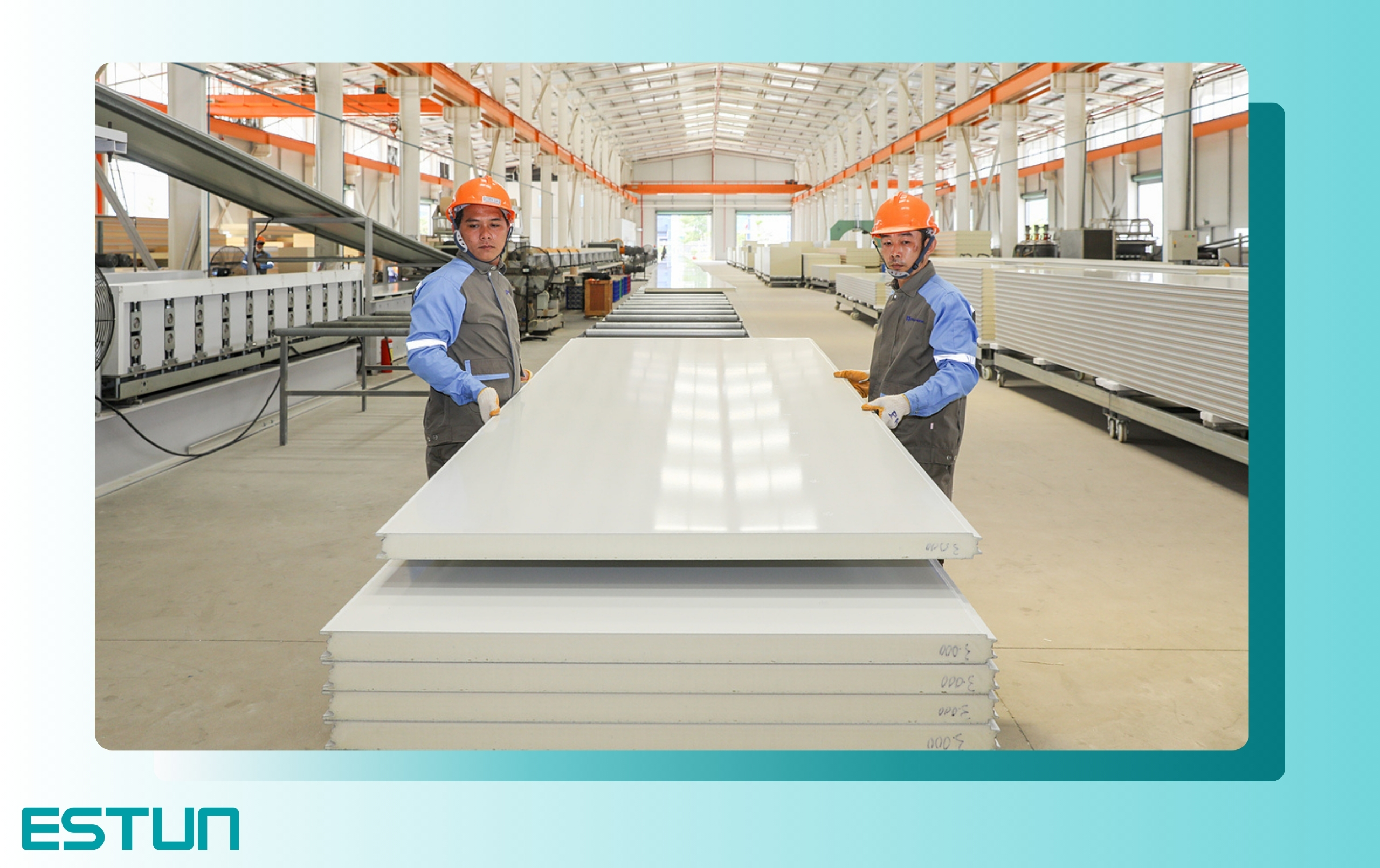 Khó khăn trong quy trình bốc xếp tấm vật liệu xây dựng thủ công